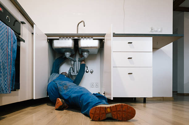 Professional Plumbing technician working in El Dorado, KS